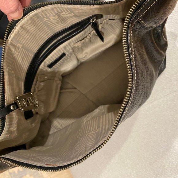 DKNY Hobo/shoulder purse - Picture 3 of 3